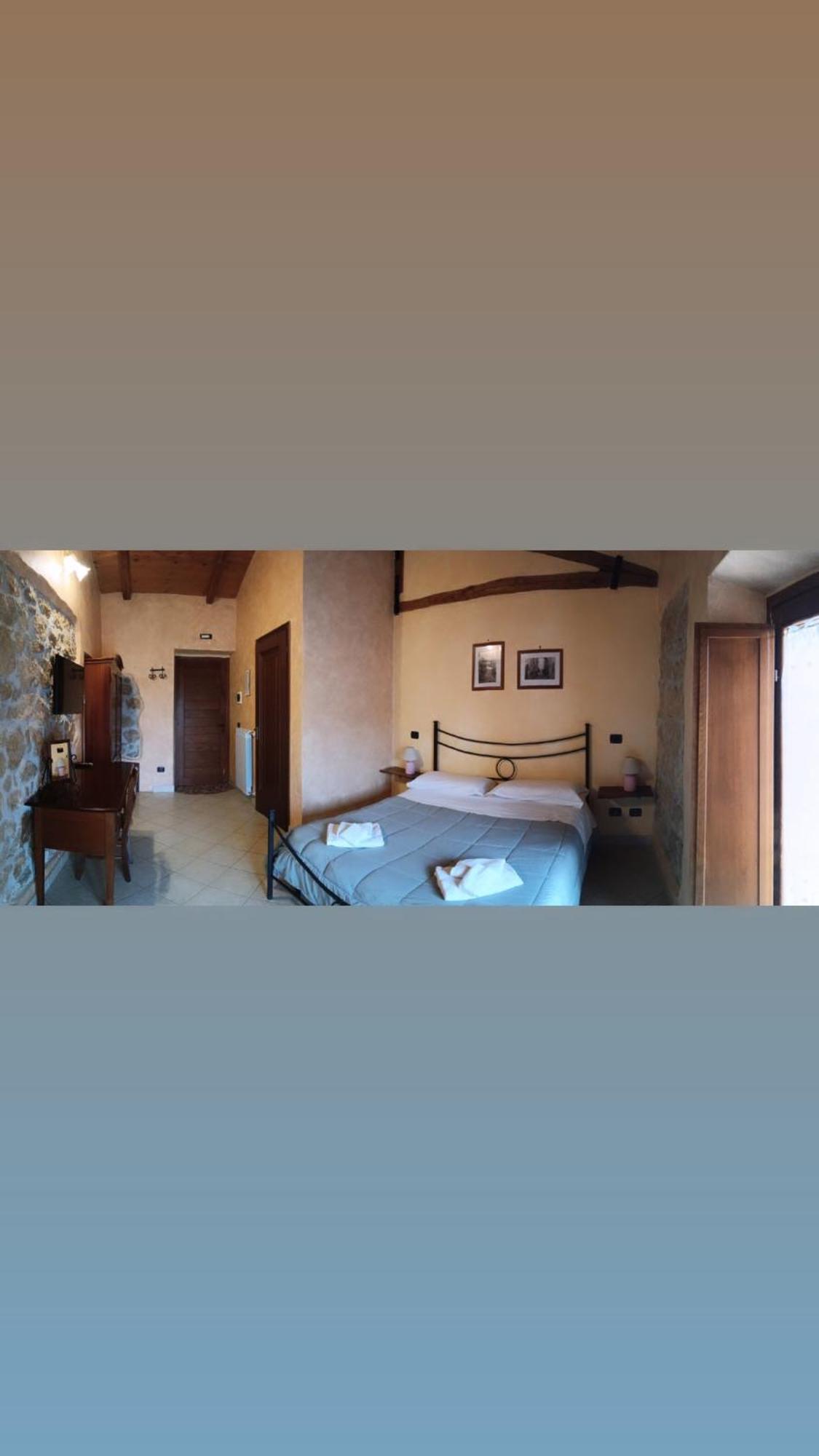 La Fattoria Di Carlotta Maenza Exterior foto